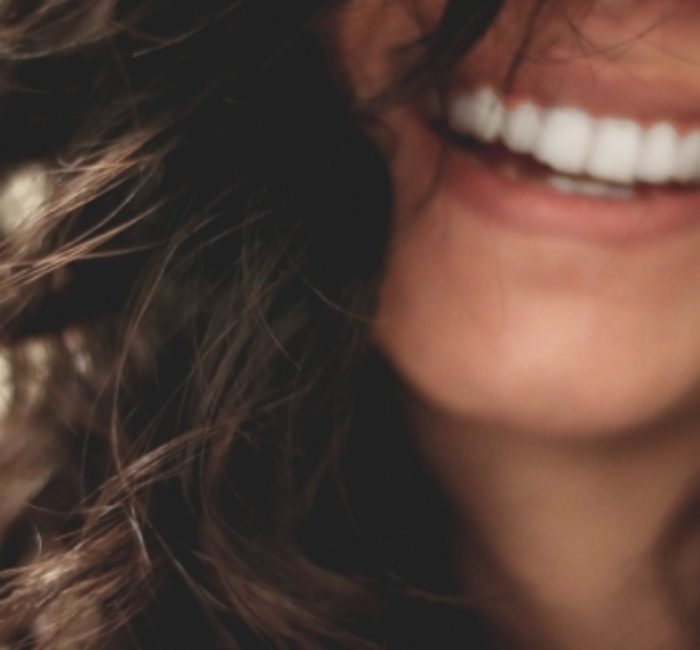 Harmonização orofacial: combine o seu sorriso com a sua beleza